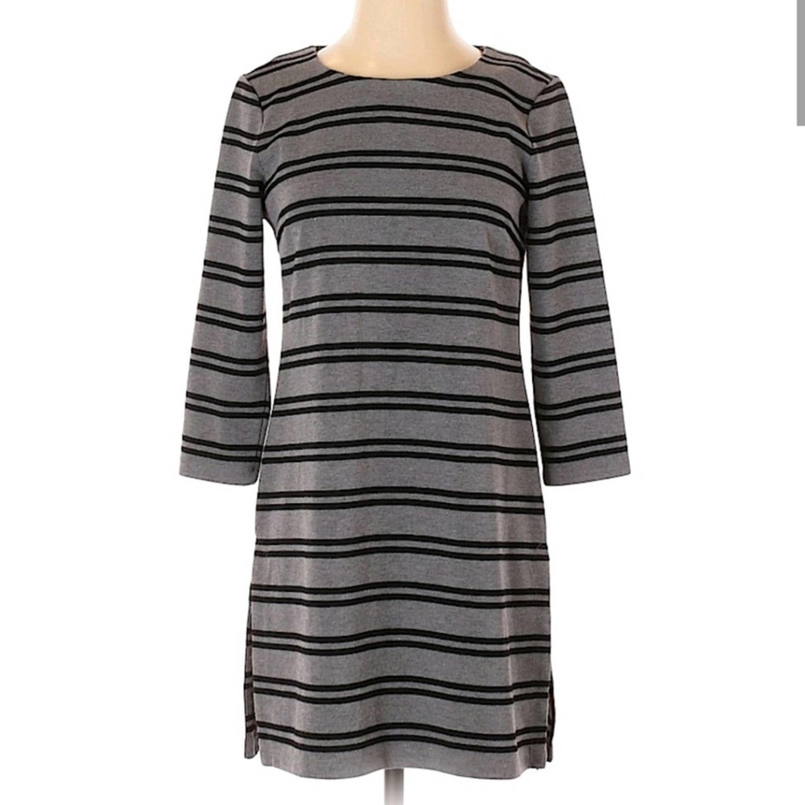 Halogen XS gray striped knit long sleeve dress