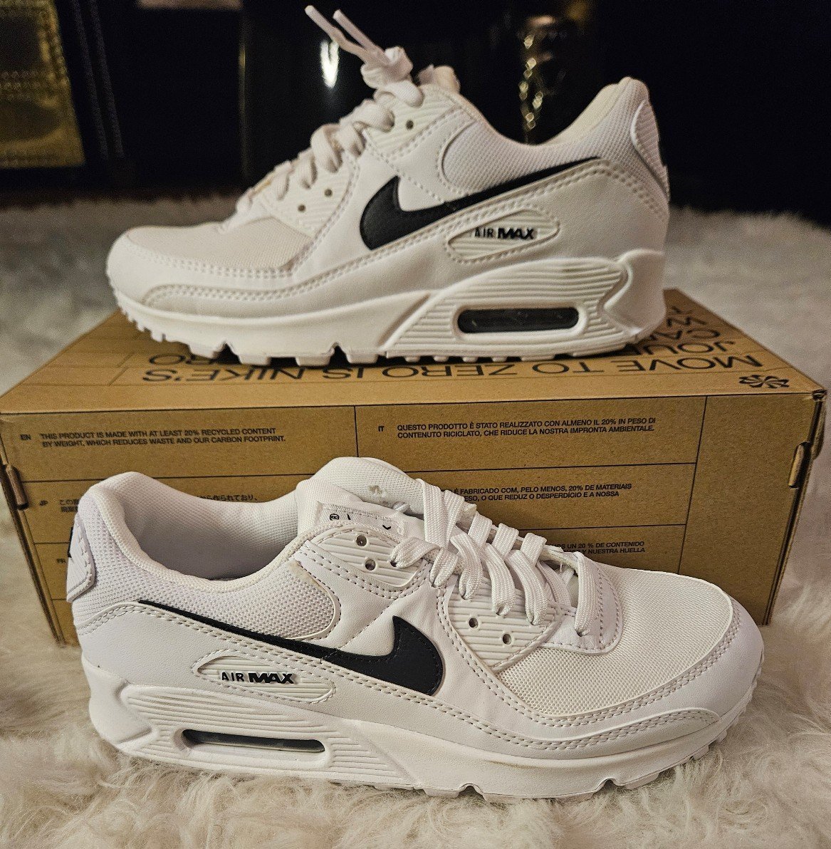 WOMEN’S NIKE AIR MAX 90 WHITE/BLK SZ 6