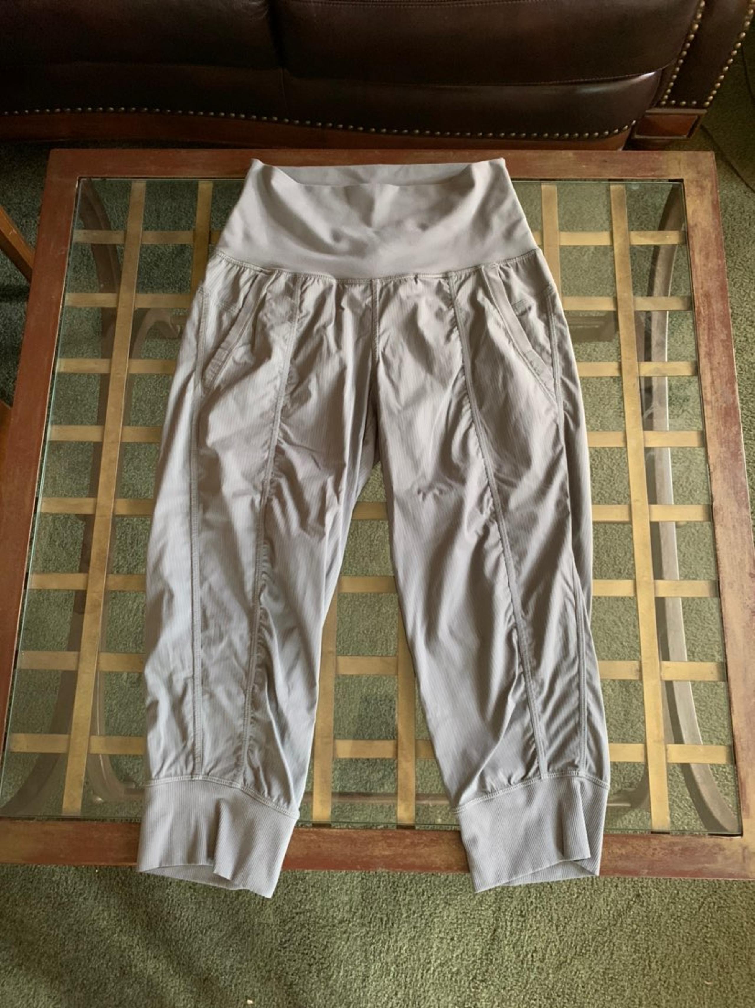 Bundle of 2 Lululemon Cropped Joggers