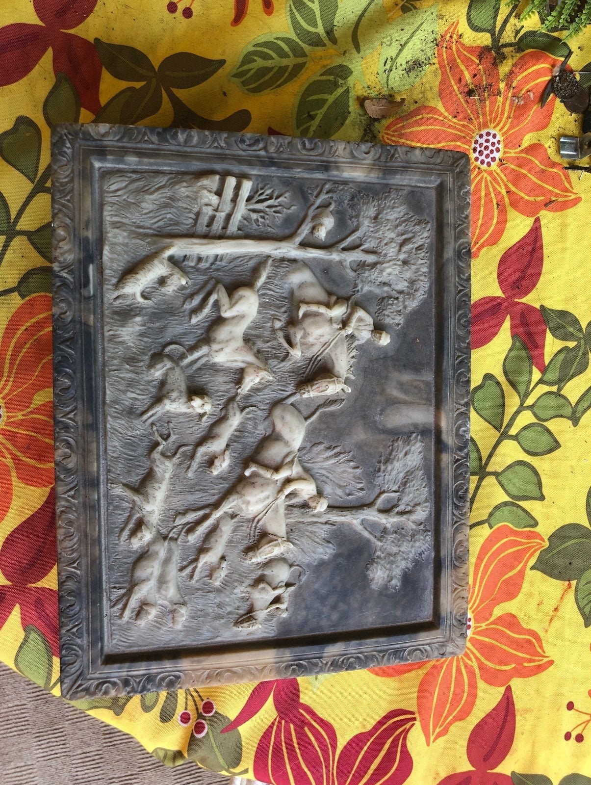 Incolay stone box