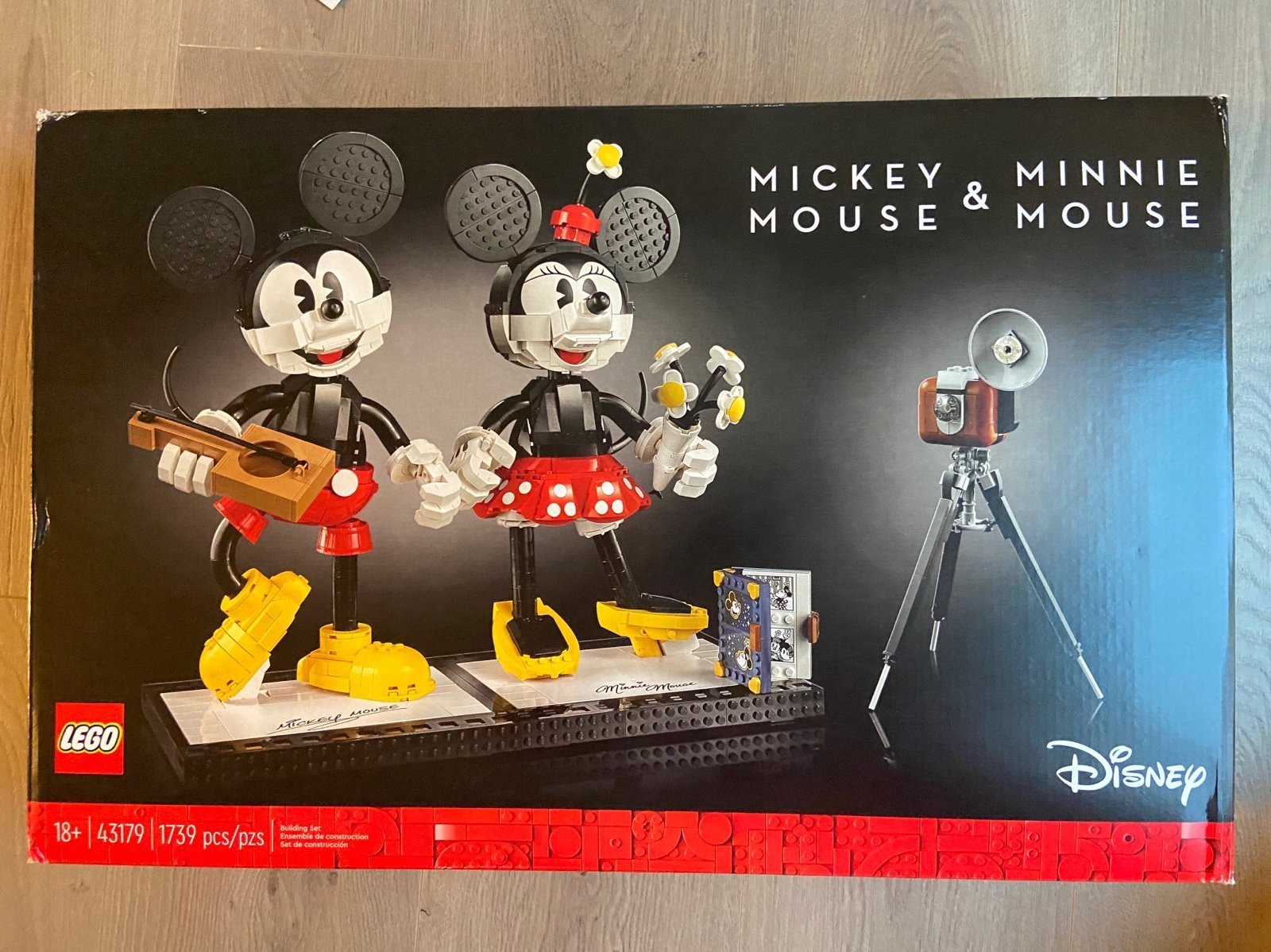 LEGO Disney 43179 Mickey Mouse & Minnie Mouse Buildable Characters