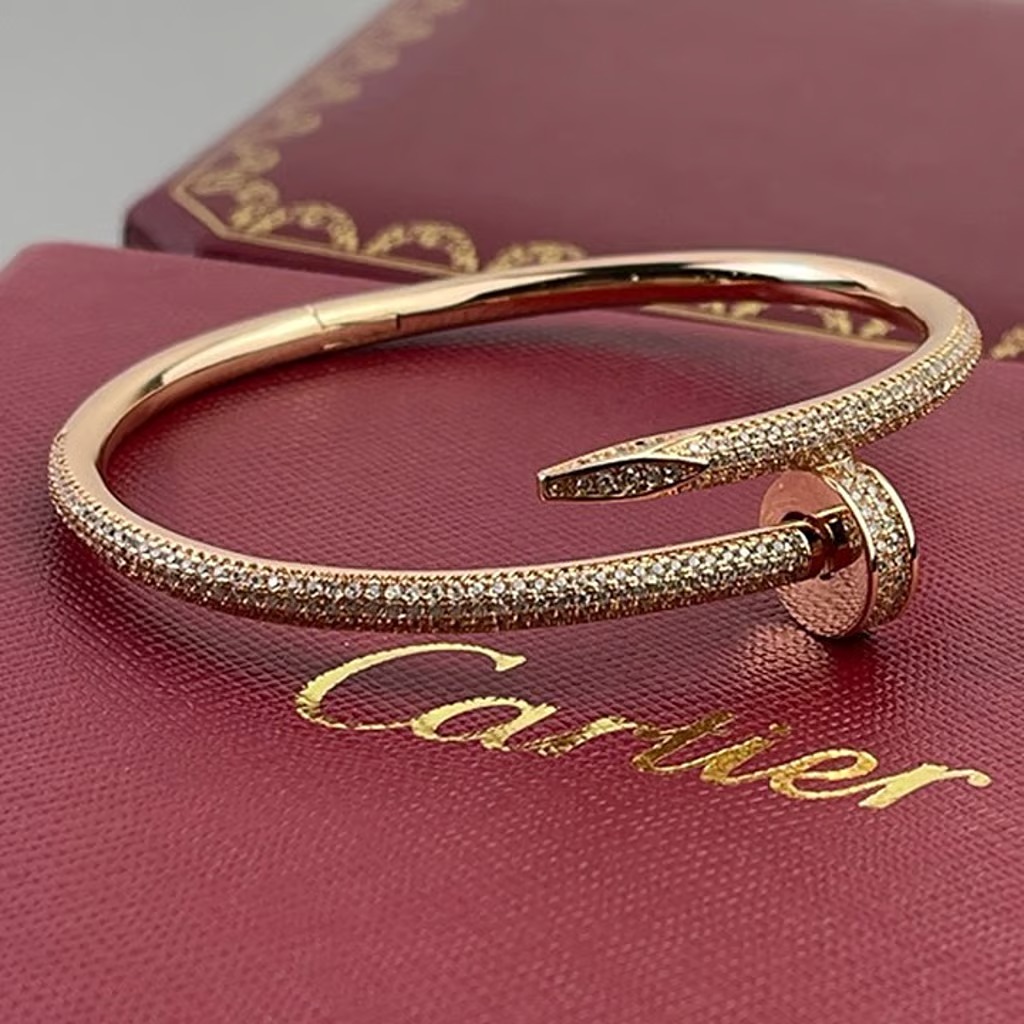 Bracelet size:17