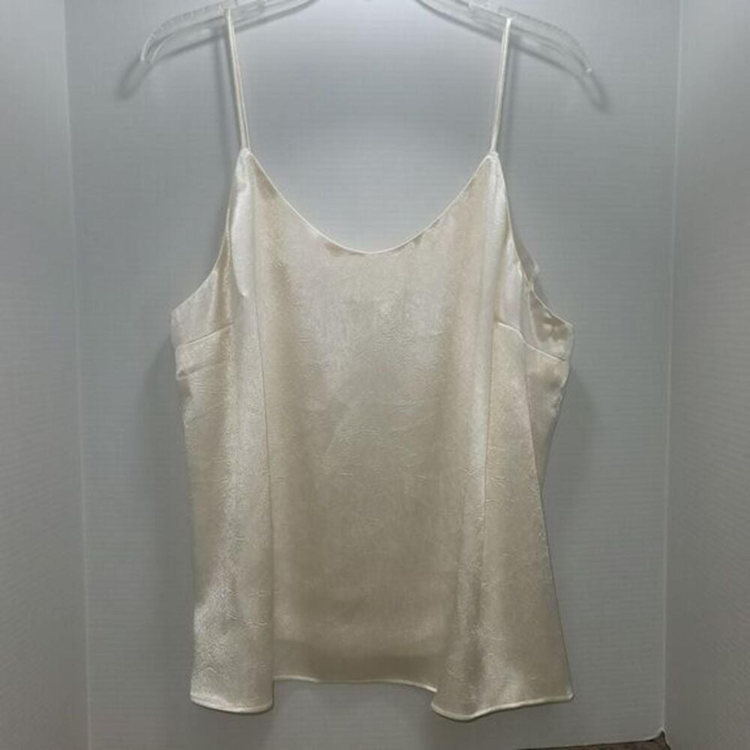 Nine West Women's Ivory silky crinkle camisole Satin soft Flowy