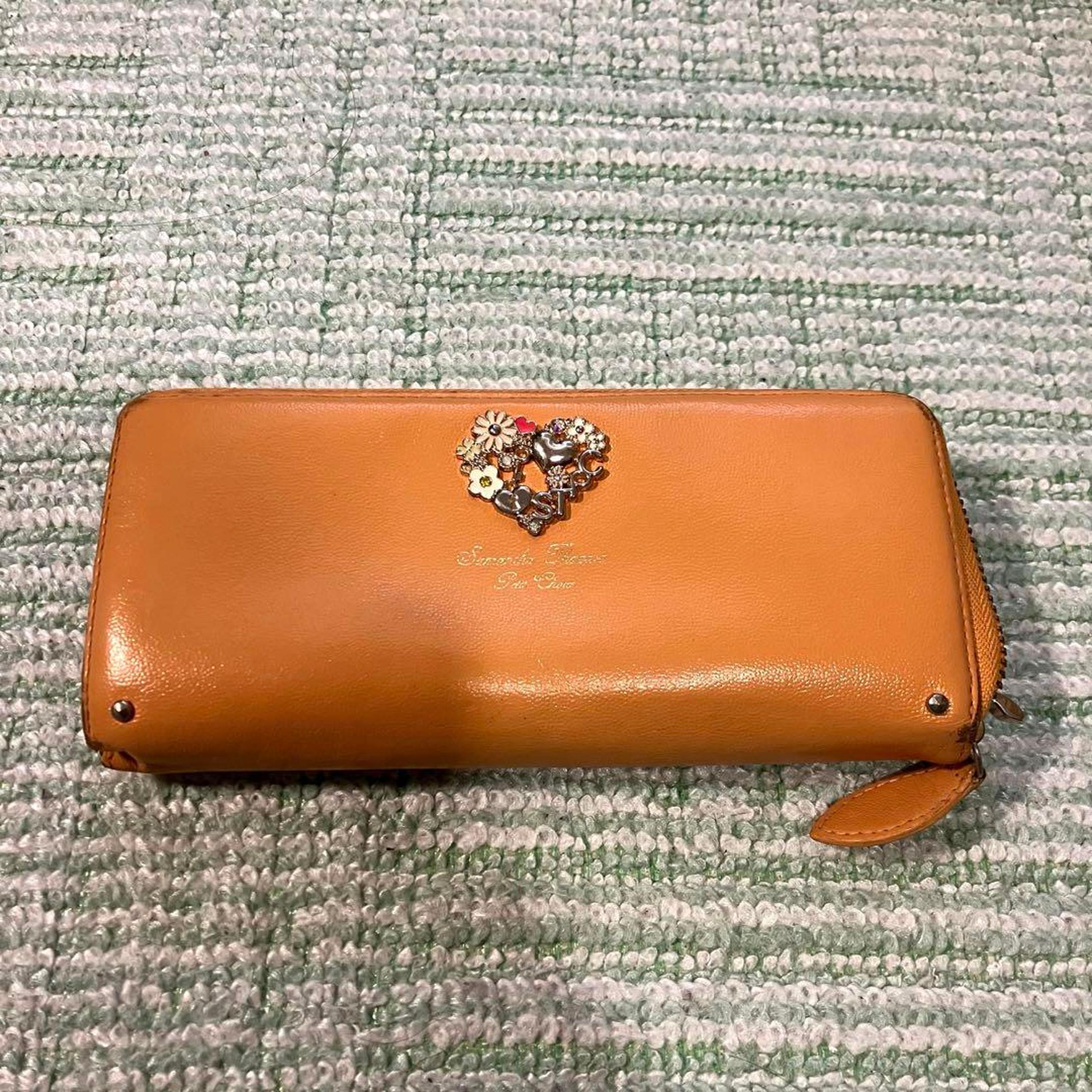 Samantha Thavasa Beige Heart Decorated Long Wallet
