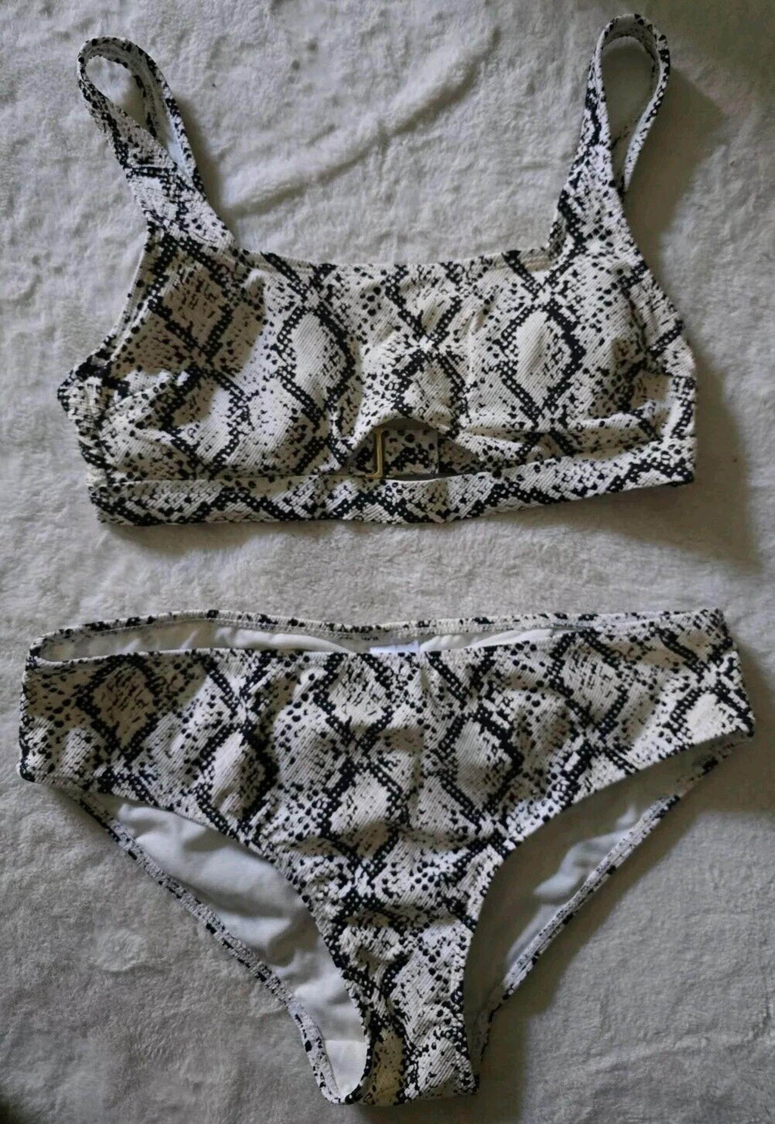 Time & Tru Women’s Bikini Set,Size Medium (8-10)