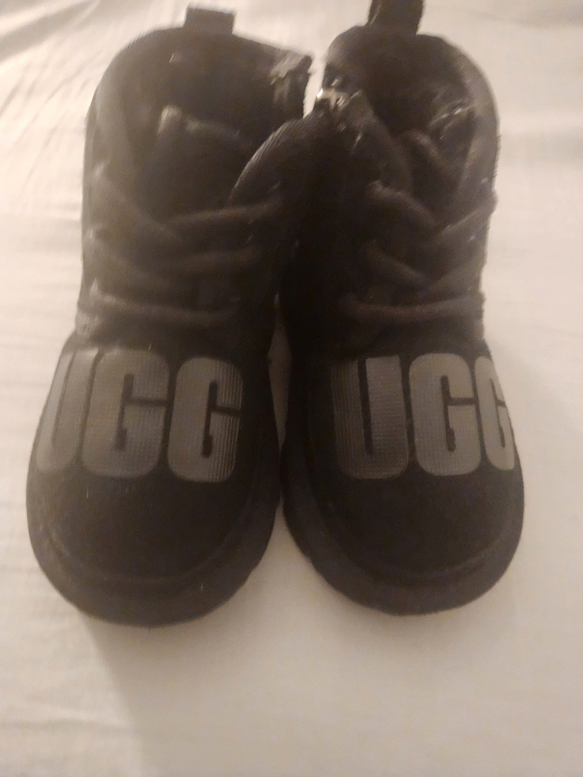 UGG boots for Toddlers size 8, unisex