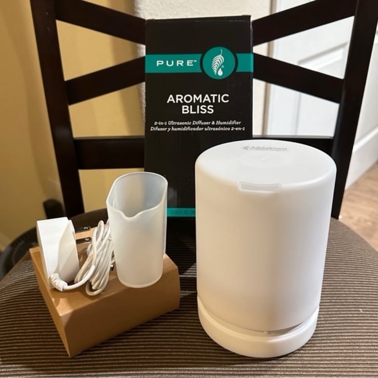 NWOT Melaleuca Aromatic Bliss Ultrasonic Diffuser and Humidifier