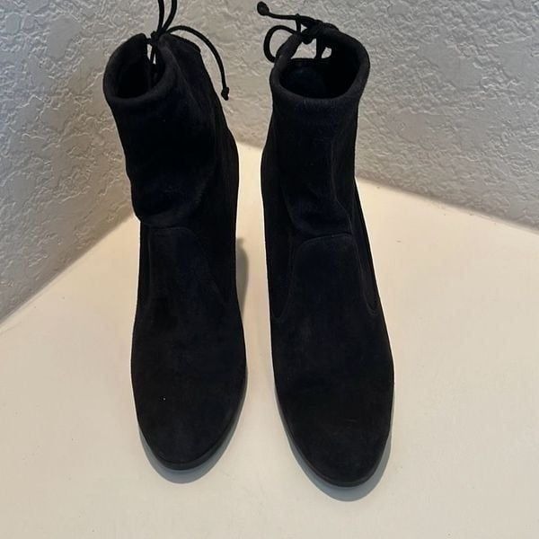 Stuart Weitzman Womens 7 Glove Suede Round Heel Ankle Booties Black Contemporary