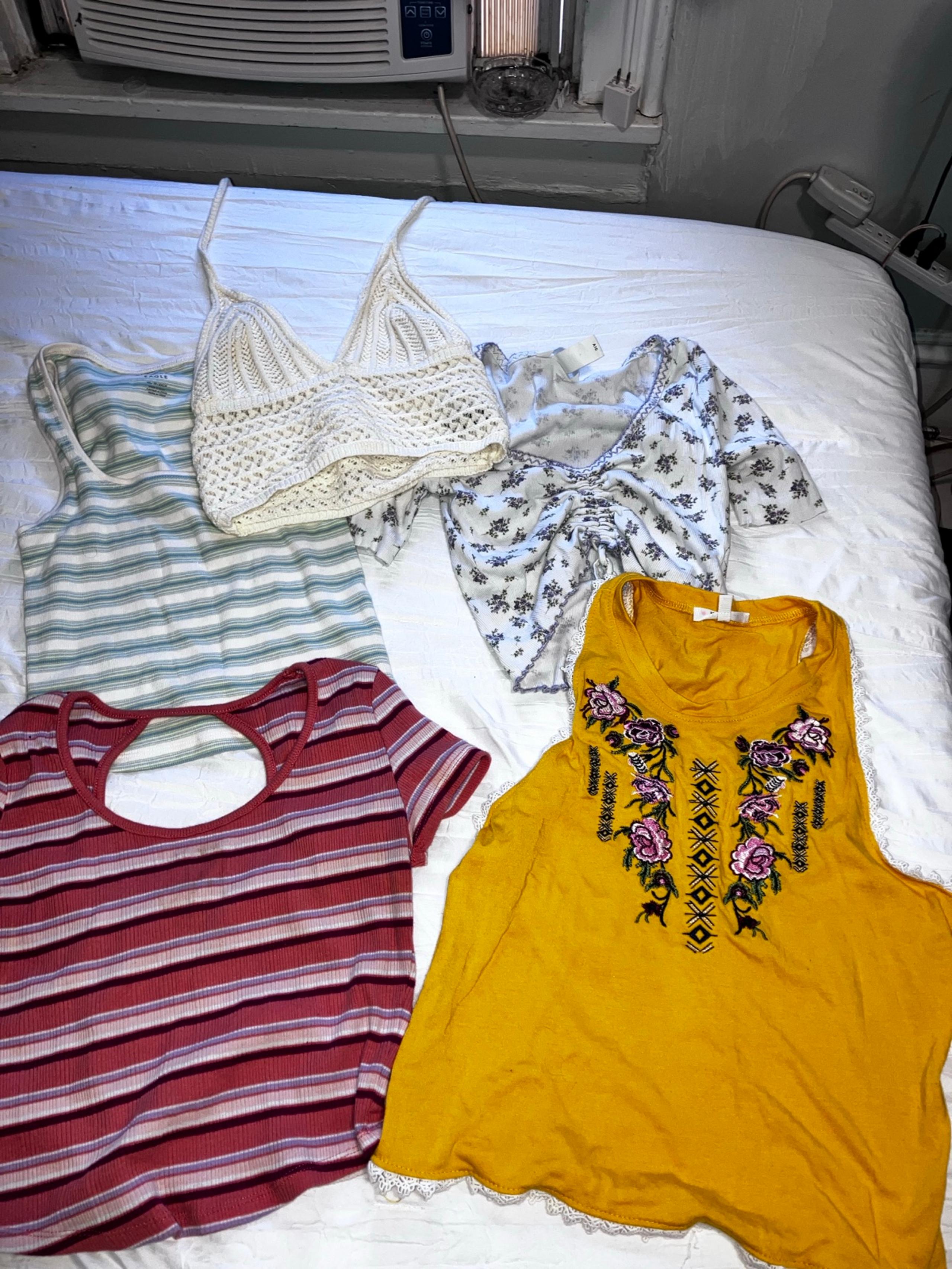 5pc Bundle SHEIN, H&M, American Eagle etc + 1Free-Size XSmall