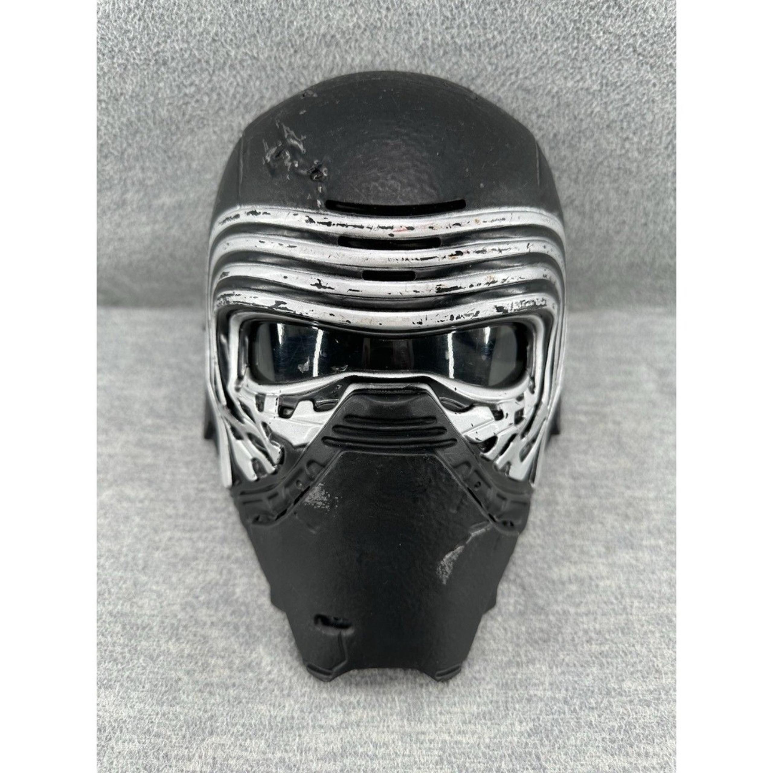 STAR WARS - Hasbro The Force Awakens Kylo Ren Voice Changer Helmet Mask    A