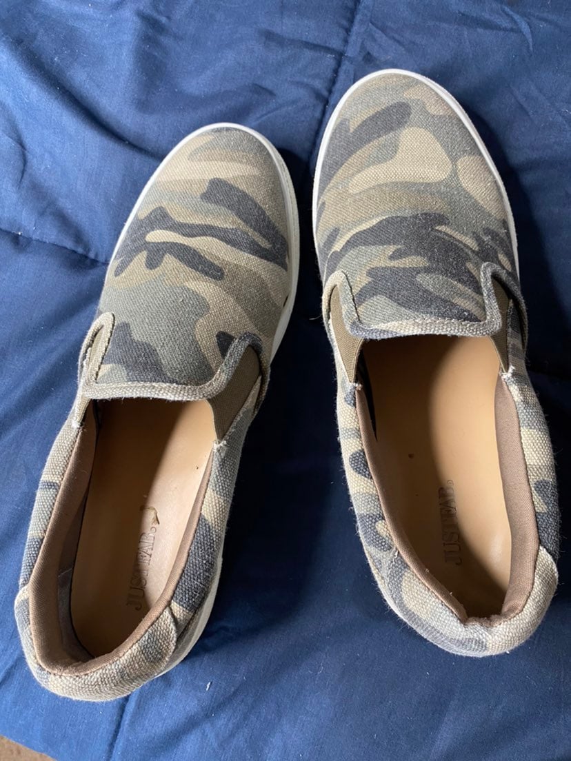 Camouflage shoes