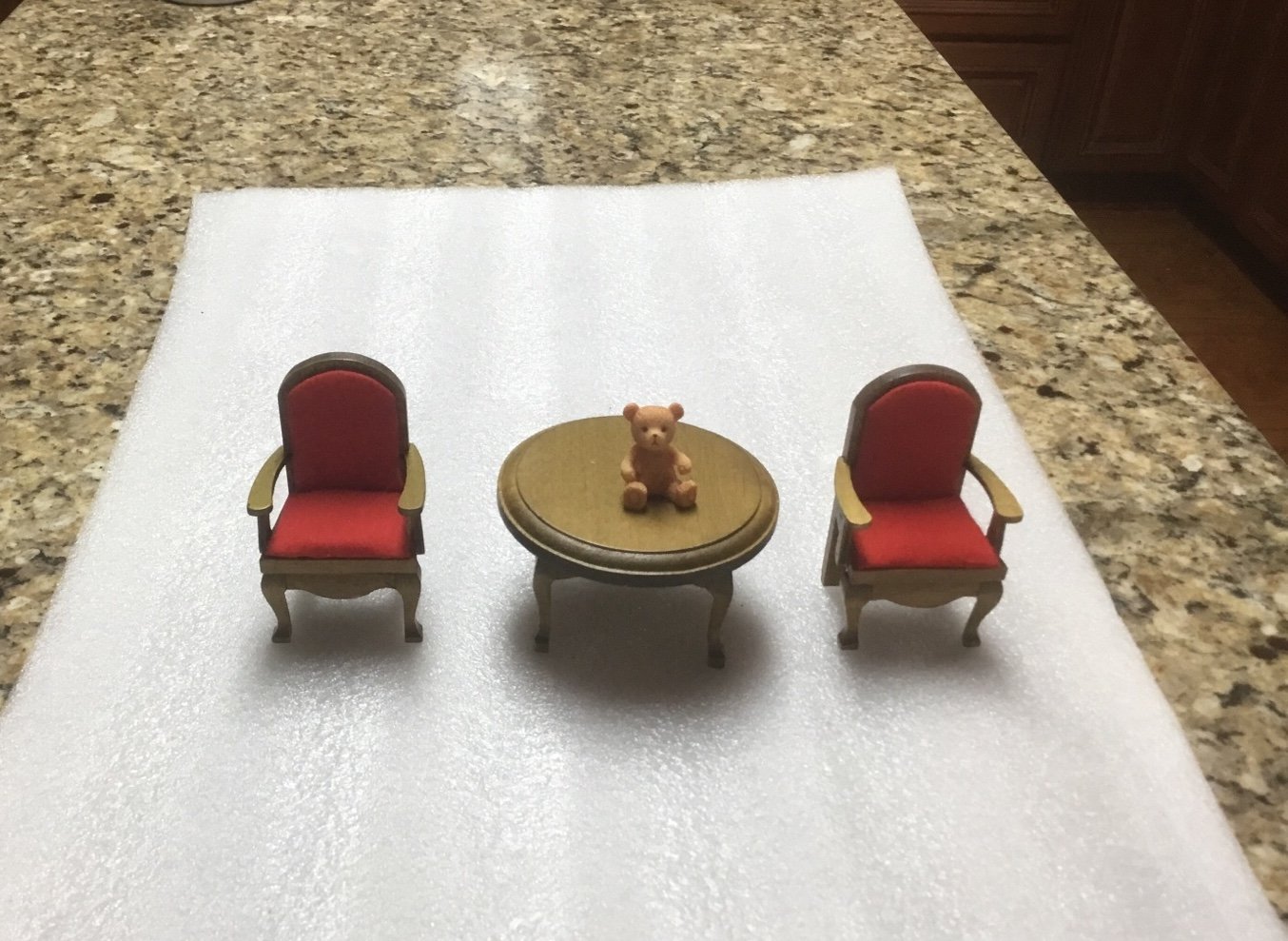 Doll House Scale Model Miniature Funiture With Table and 2 Chairs and Bonus Bear
