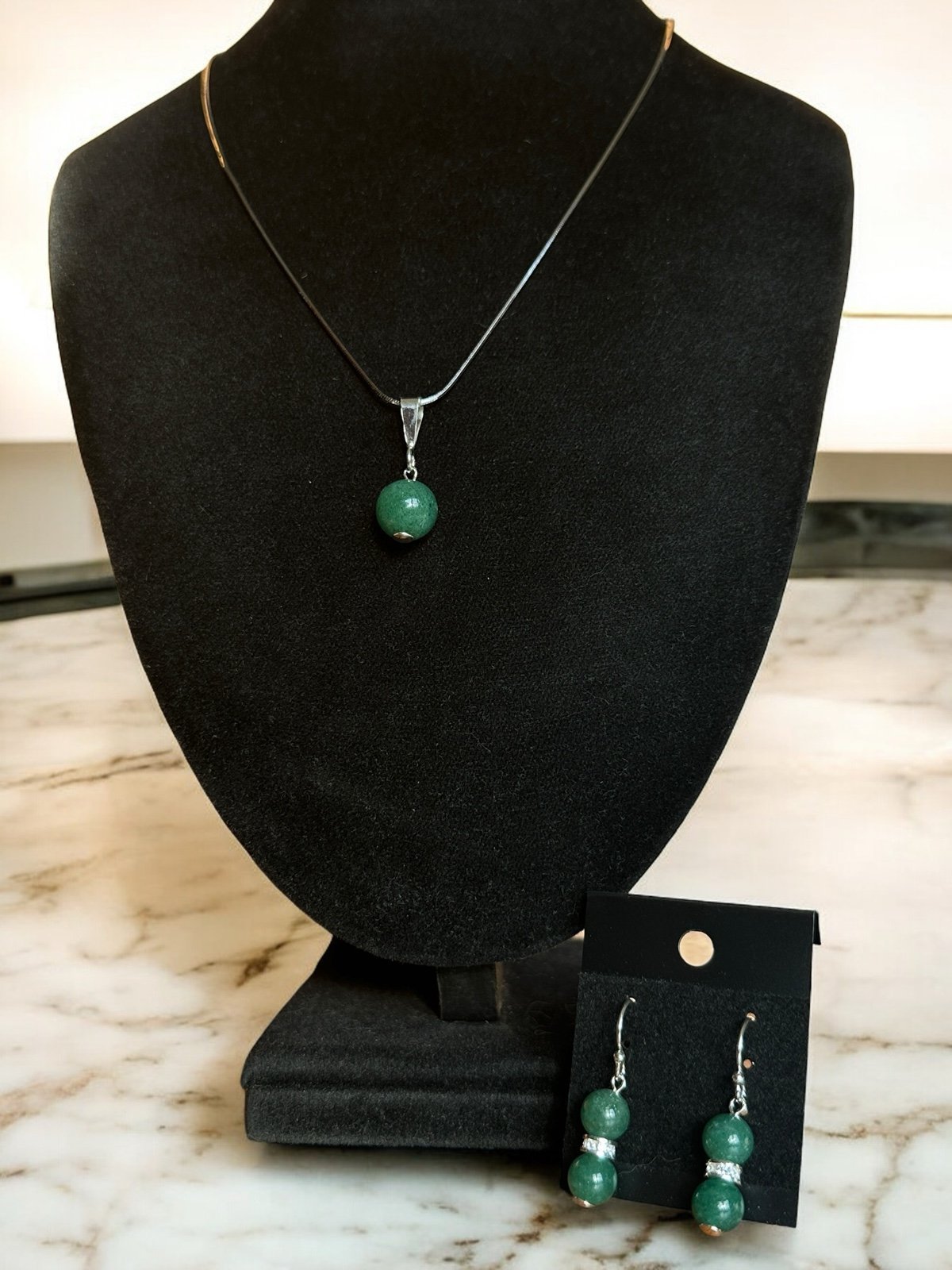 925 Silver 18” Green Aventurine Pendant Necklace and Earrings
