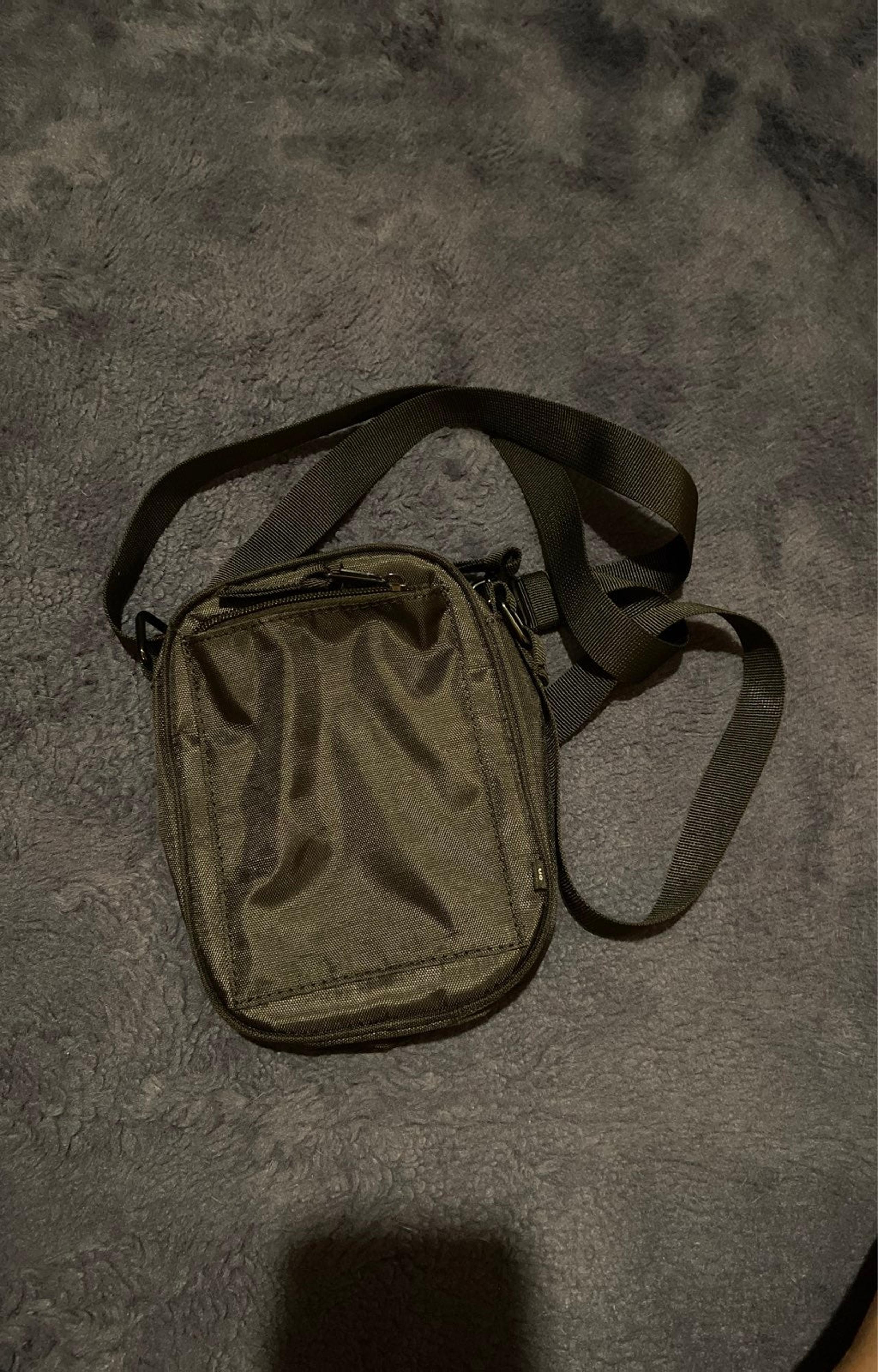 Urban outfitters Crossbody bag