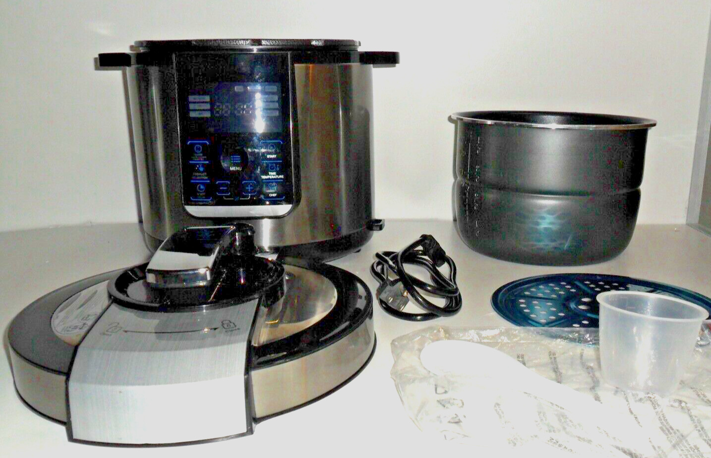 VBGK 6.34 Quart 14 in 1 Electric Pressure Slow Cooker Steamer Warmer Stainless