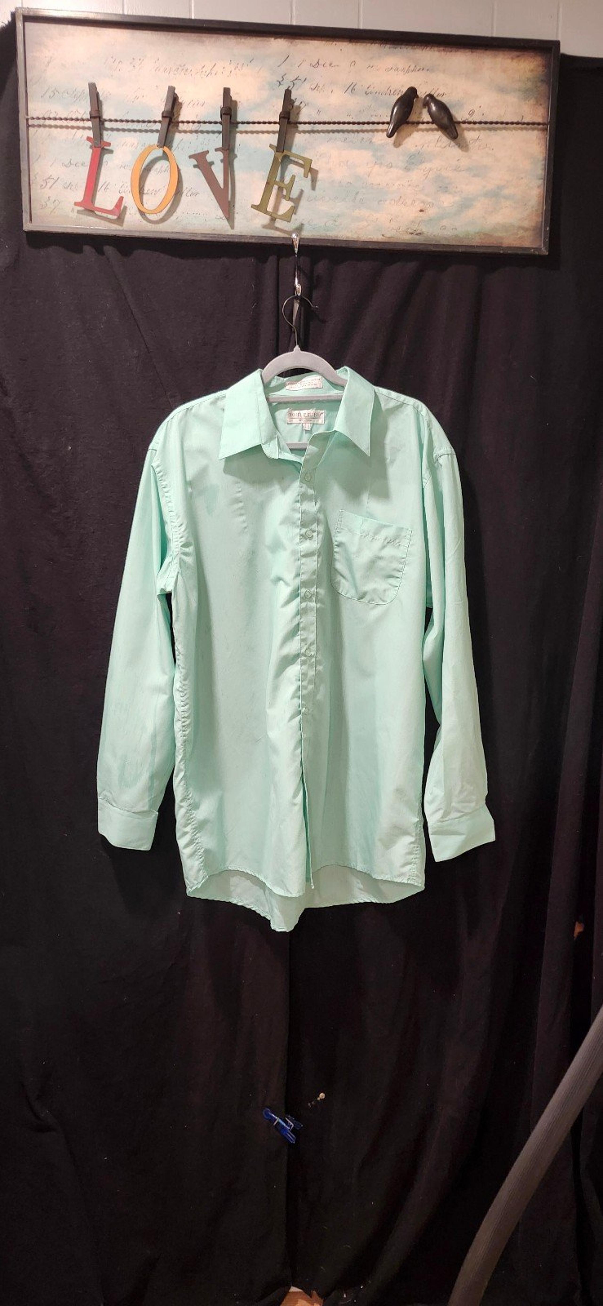 Men's long sleeve button up shirt, size 35-36