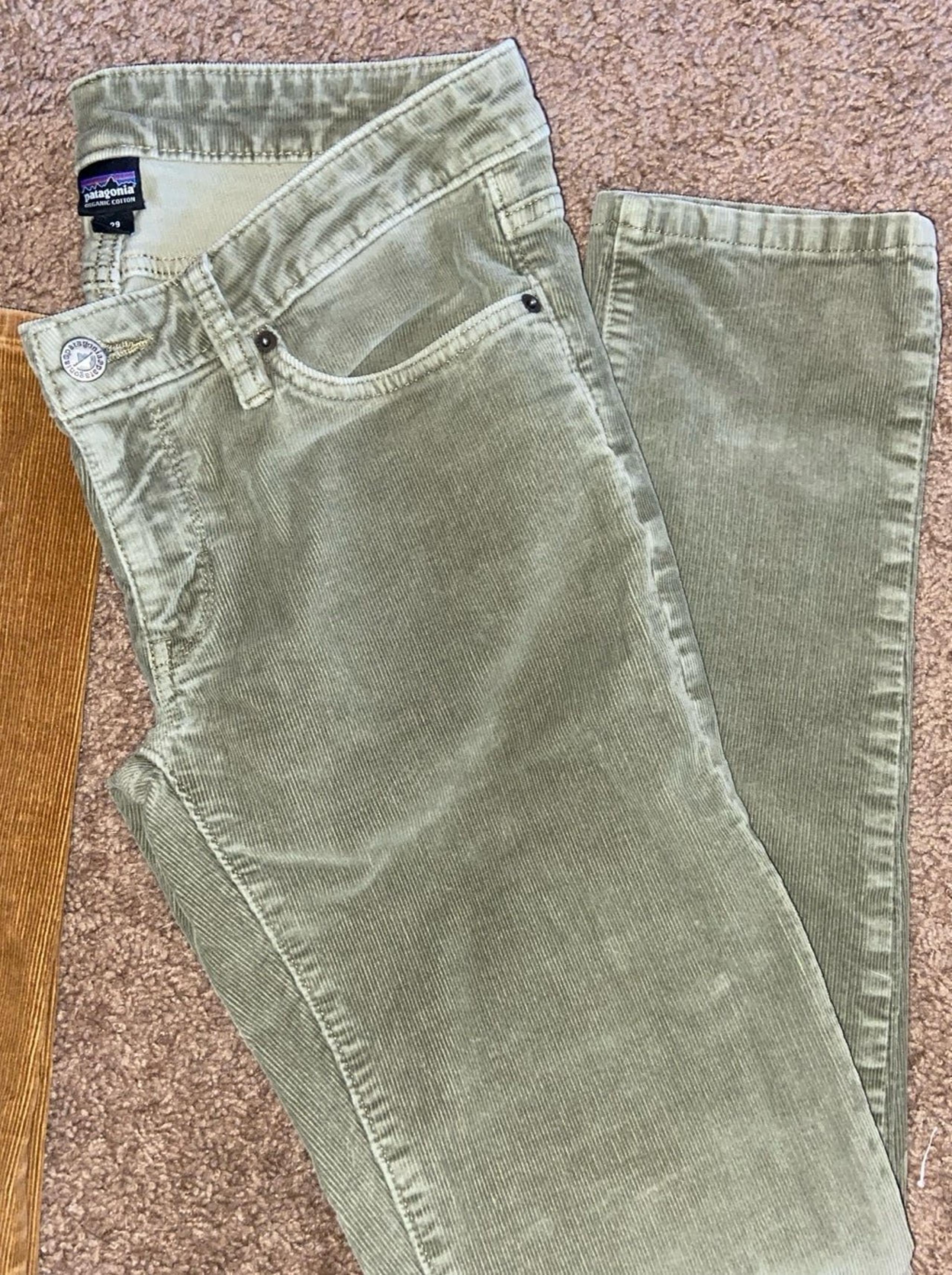 Patagonia Womens corduroy pants (2)