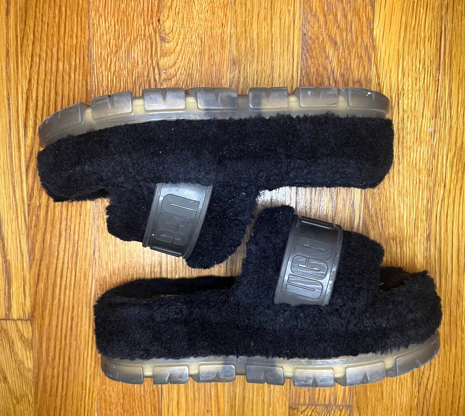 Ugg Womens Fluffita Wool Slip On Slide Slippers