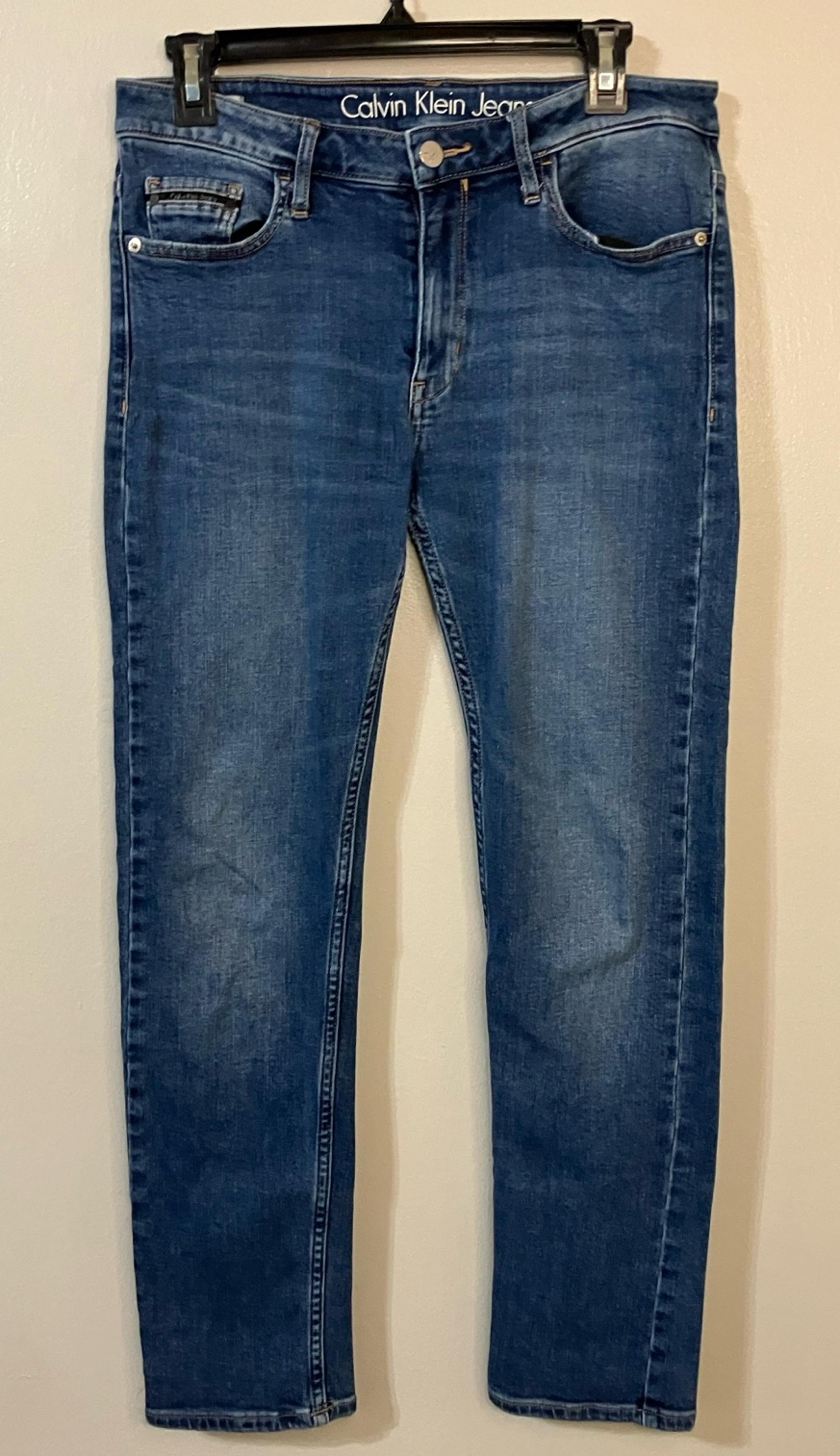 Calvin Klein Slim Boyfriend Jeans Women’s 28x28 Blue Denim Mid Rise EUC