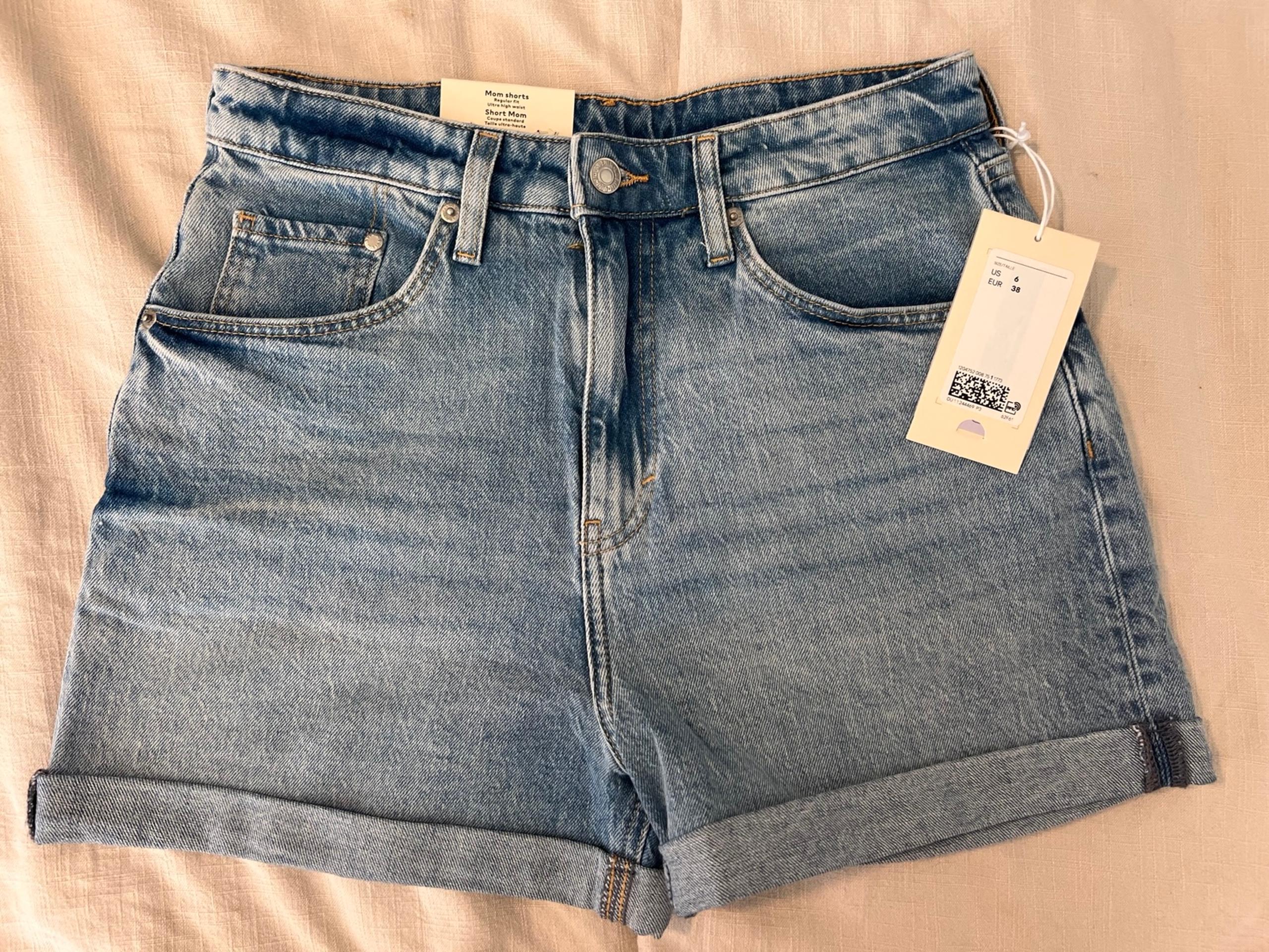 H&M Mom Denim BNWT Shorts