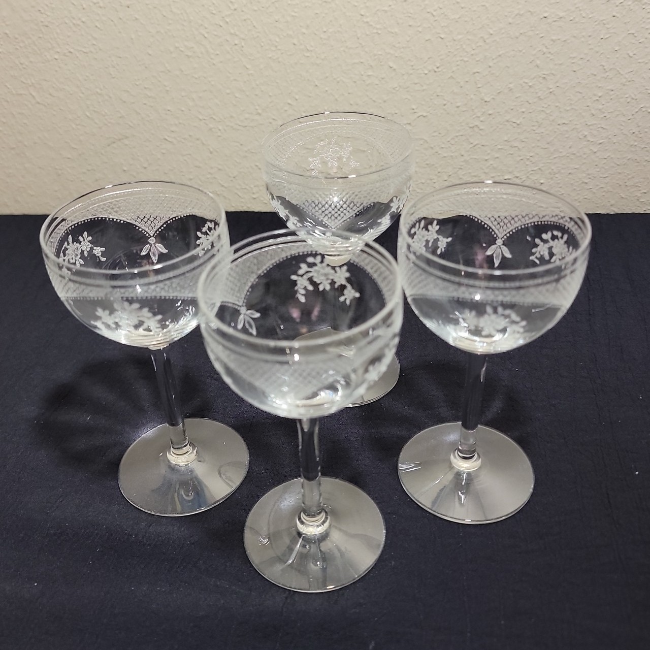 Fostoria Virginia Etched Set Of Four Liqueur Glasses