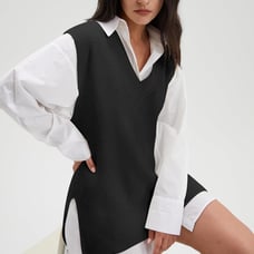 DEEP SELF Women’s Black Sweater Vest Size:M V-Neckline (NWT).