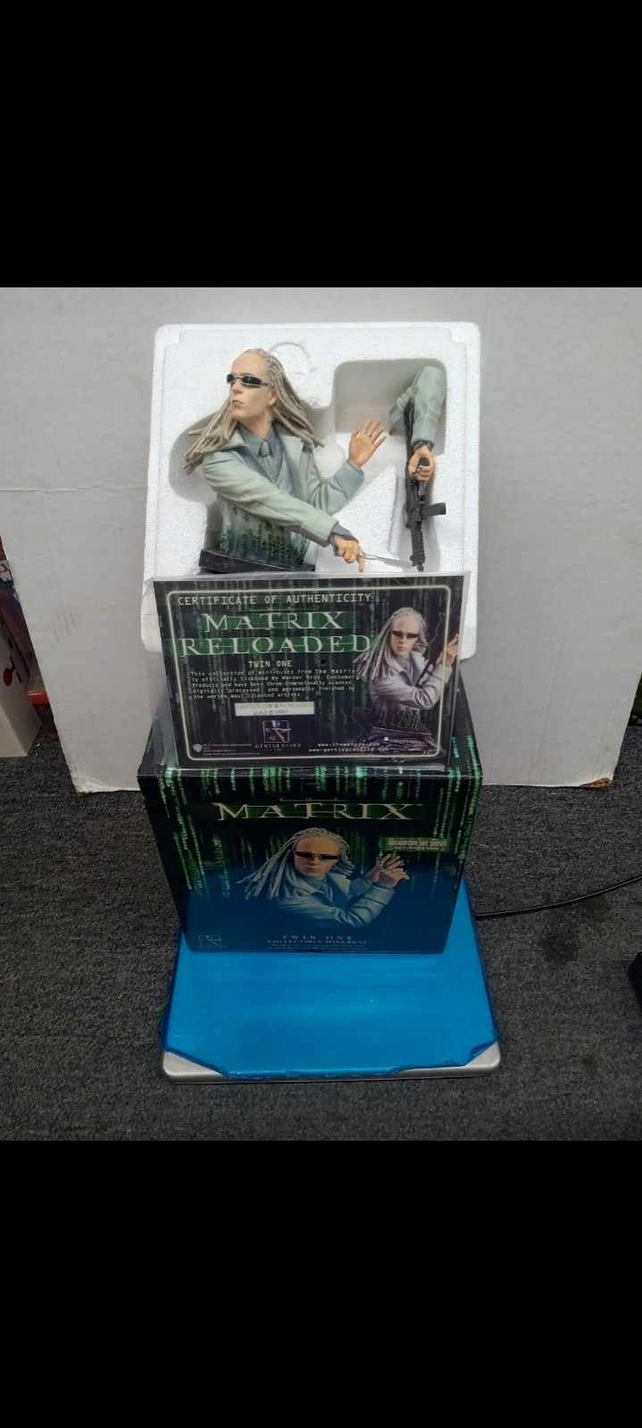 Matrix twin one collectible mini bust gentile giant