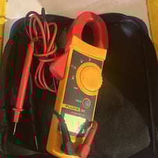 Fluke 322 clamp meter