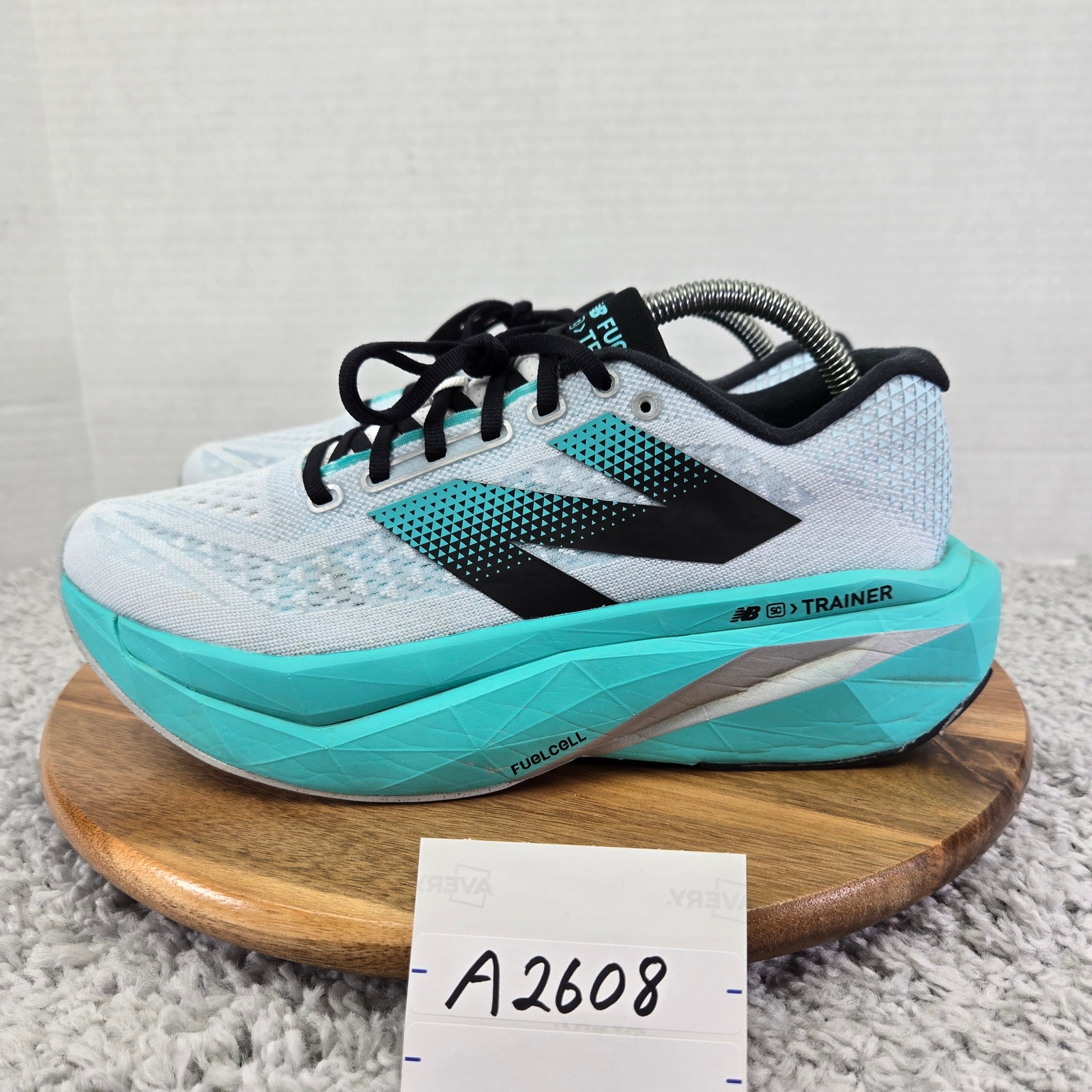 New Balance FuelCell SuperComp Trainer v3 White Cyber Jade Runner Womens 10.5 B