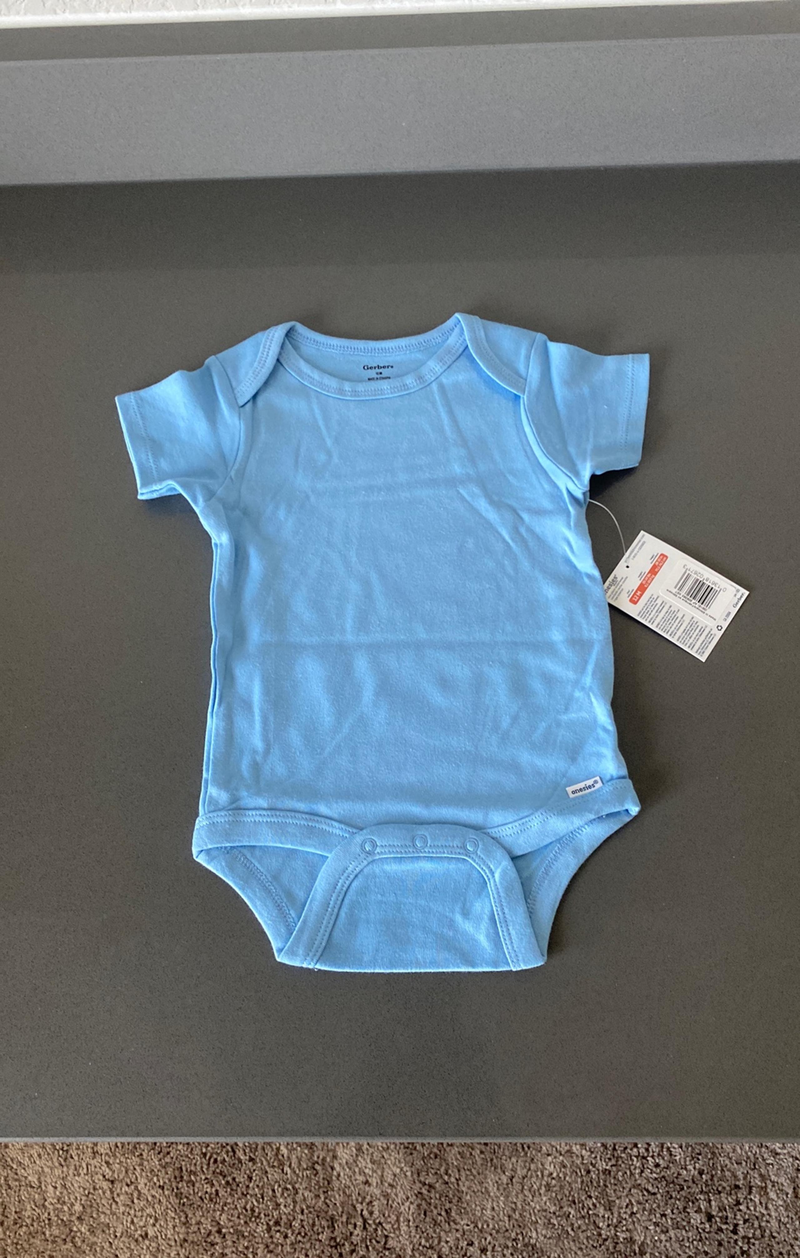 New 5pc Onesies 12 M