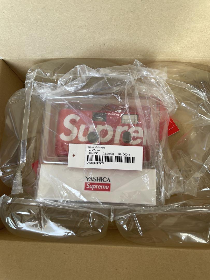 YASHICA Supreme Toy Camera Unused