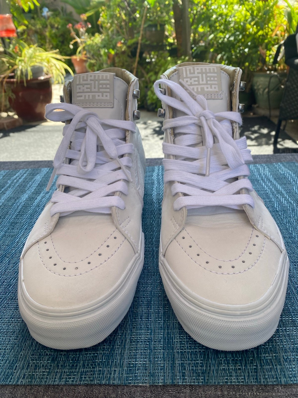 VANS VAULT *SK8 High-top Shoes | Sneakers w/Gum Sole White sz Men’s US 10 *RARE!