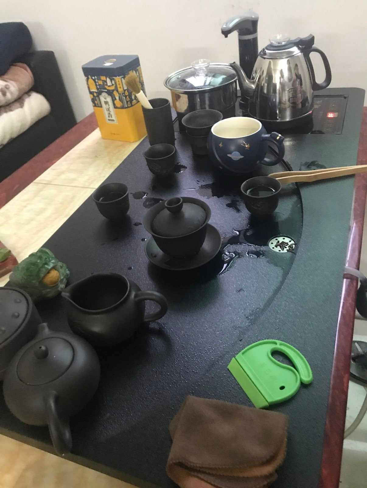 China tea set is a set of cups