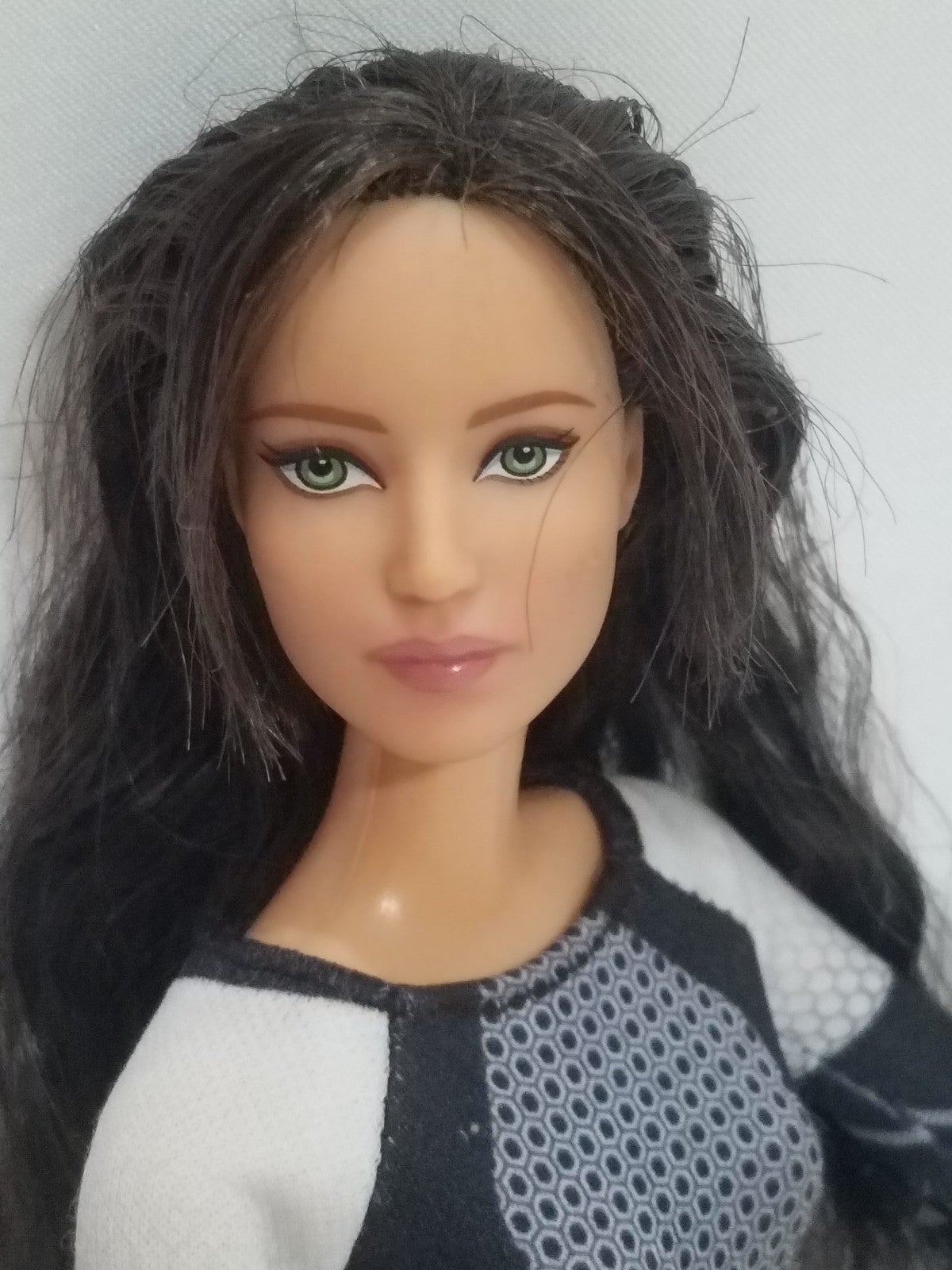 Barbie Collector The Hunger Games: Catching Fire Katniss Everdee Over item handling Barbie Collector The Hunger Games: Catching Fire Katniss Everdee Over item handling