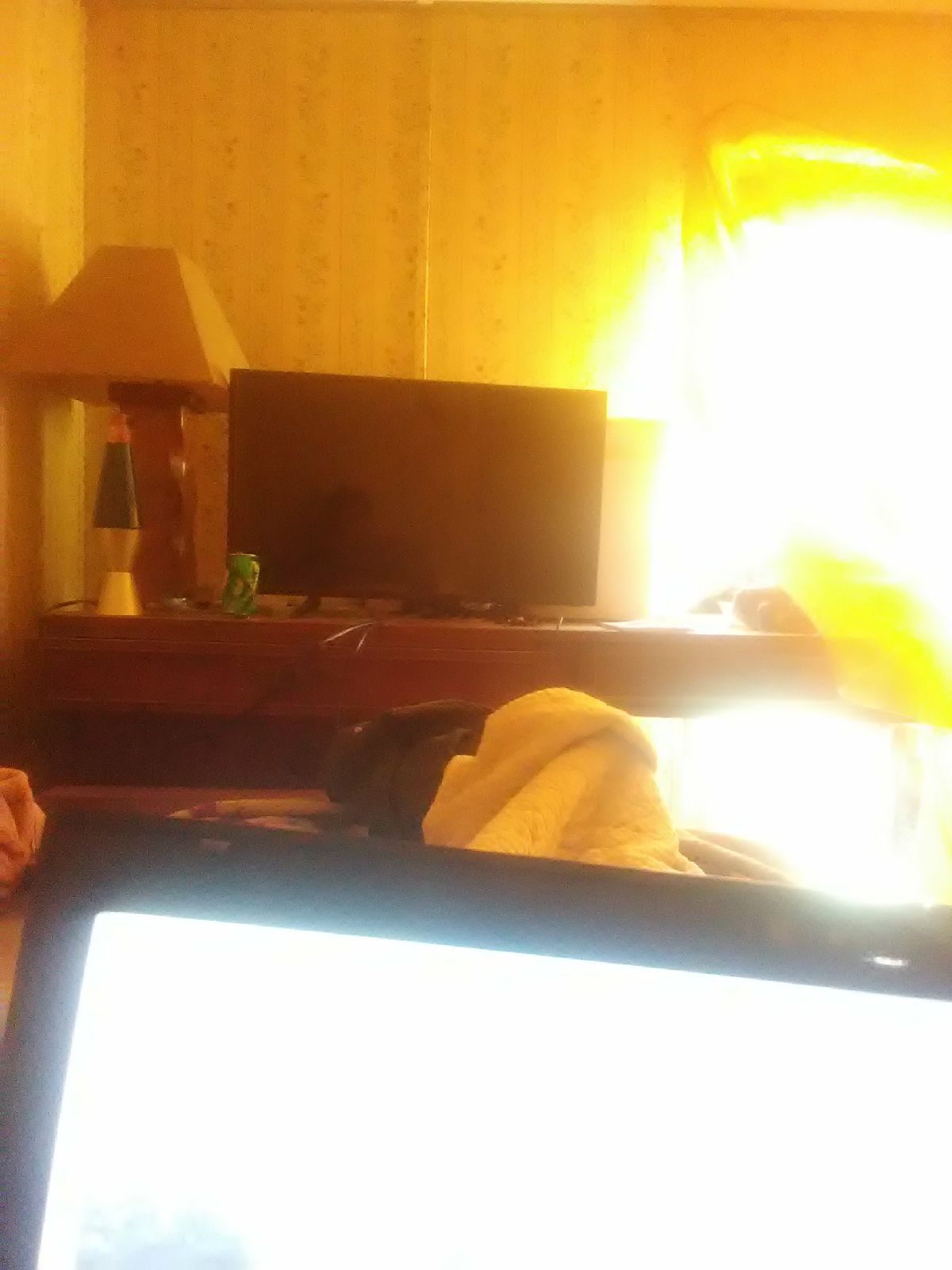 tv flat screen