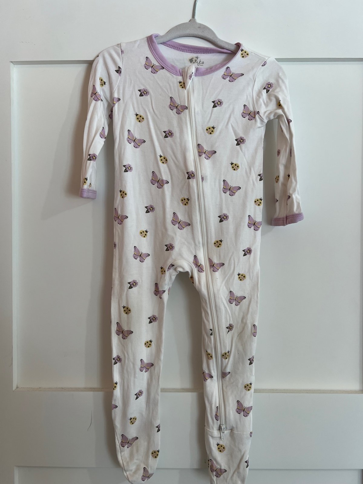 Kyte baby flutter footie 6-12m