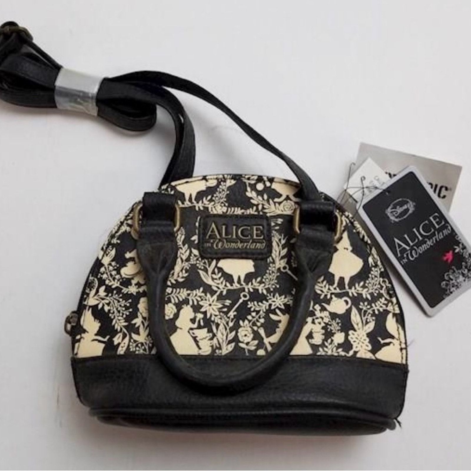 NWT Loungefly Disney Alice in Wonderland Black & Cream Cross Body Small Bag