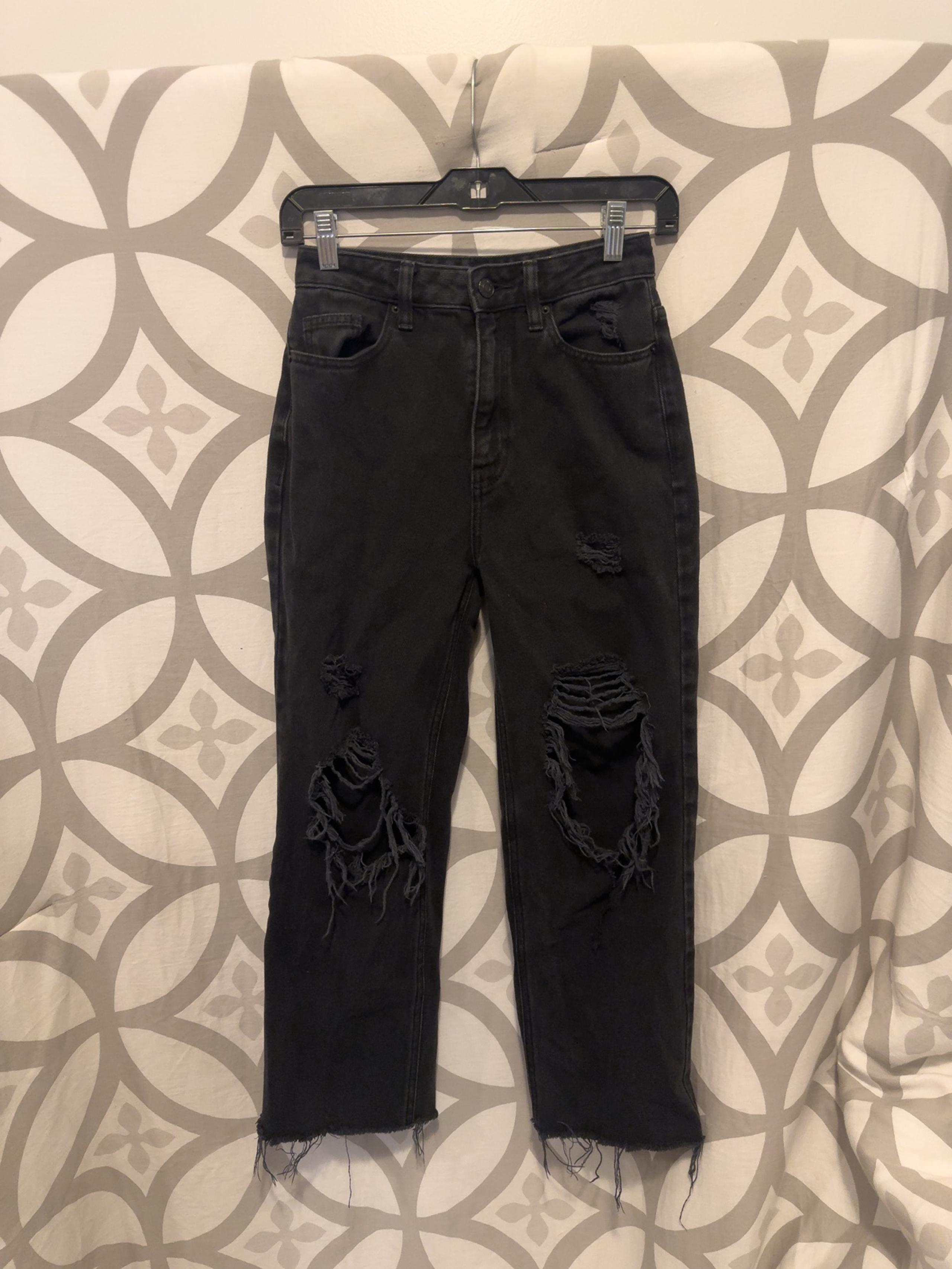 Jeans Womens 23 x 24 Black 90s Boyfriend Distressed Crop Destroyed Hem - PacSun