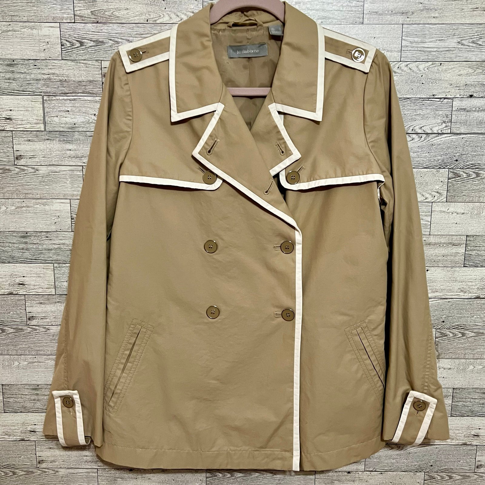 Liz Claiborne Size Large Khaki With White Trim Lined Rain/Trench Jacket Buttons