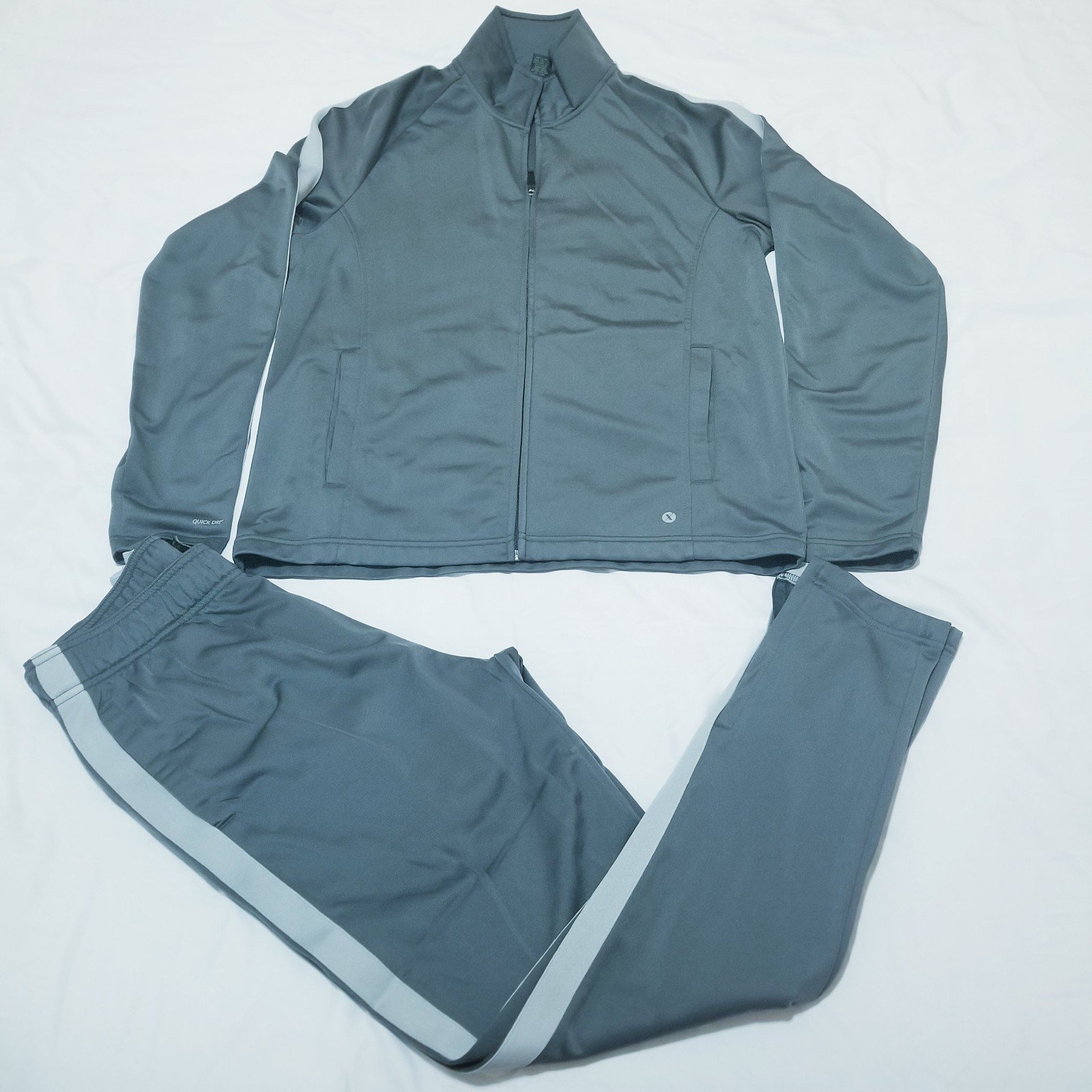 sweatsuit set size small & medium
