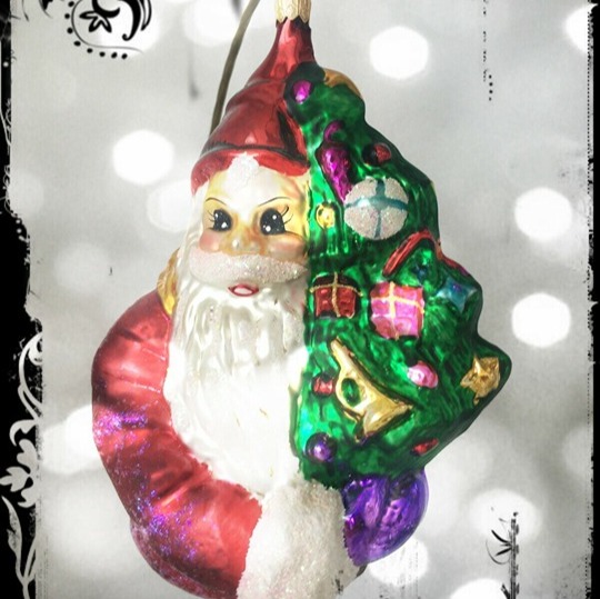 NEW! Authentic Christopher Radko SANTA Claus Christmas TREE Huge Glass Ornament
