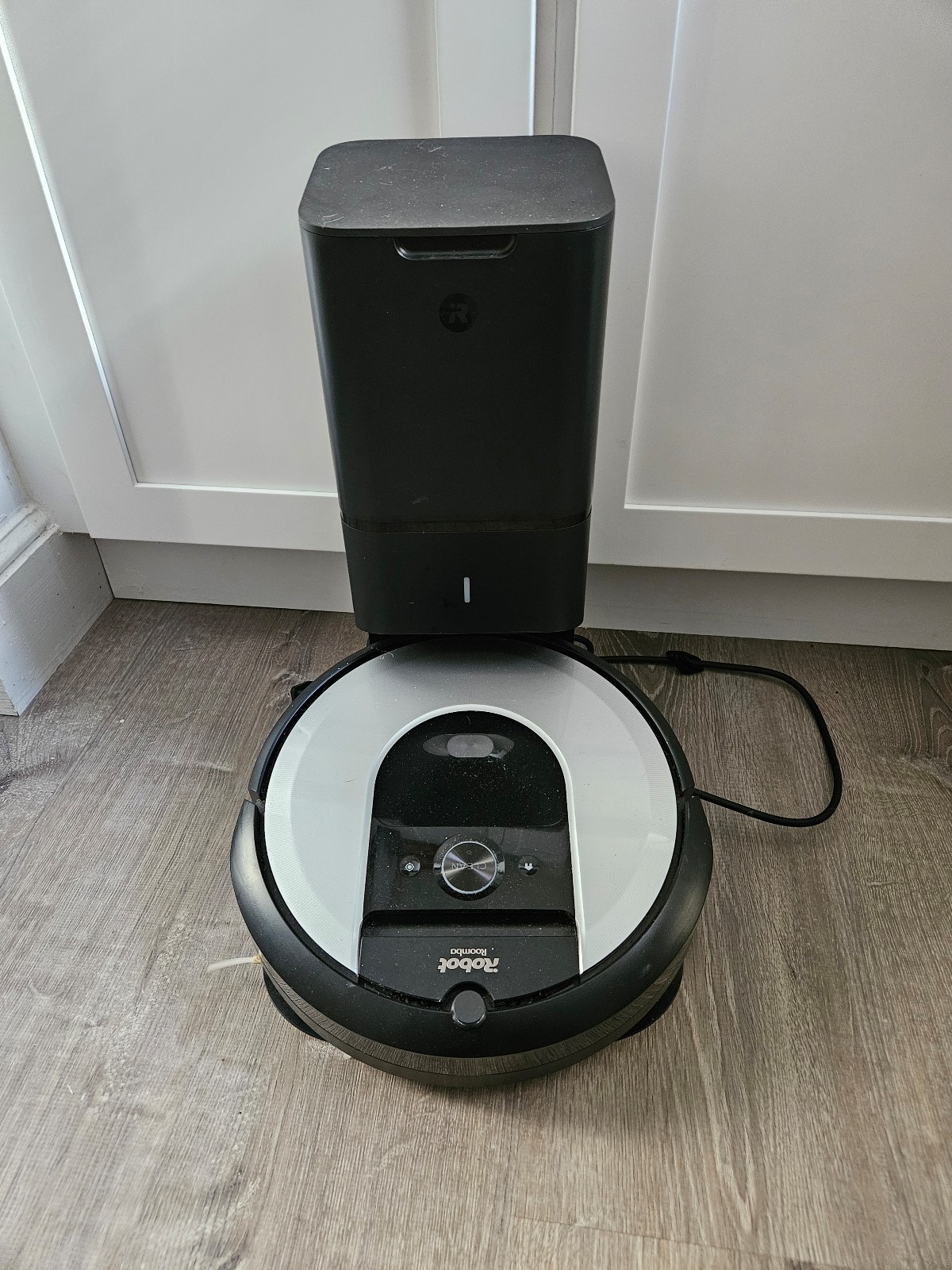 iRobot Roomba i6