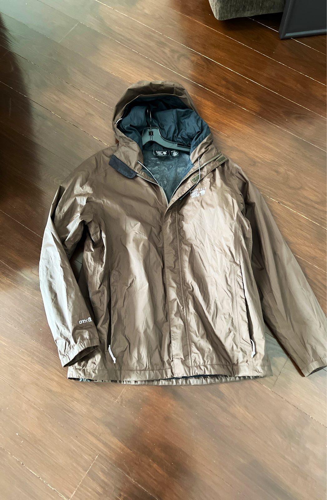 Mountan Hard Wear jacket size L