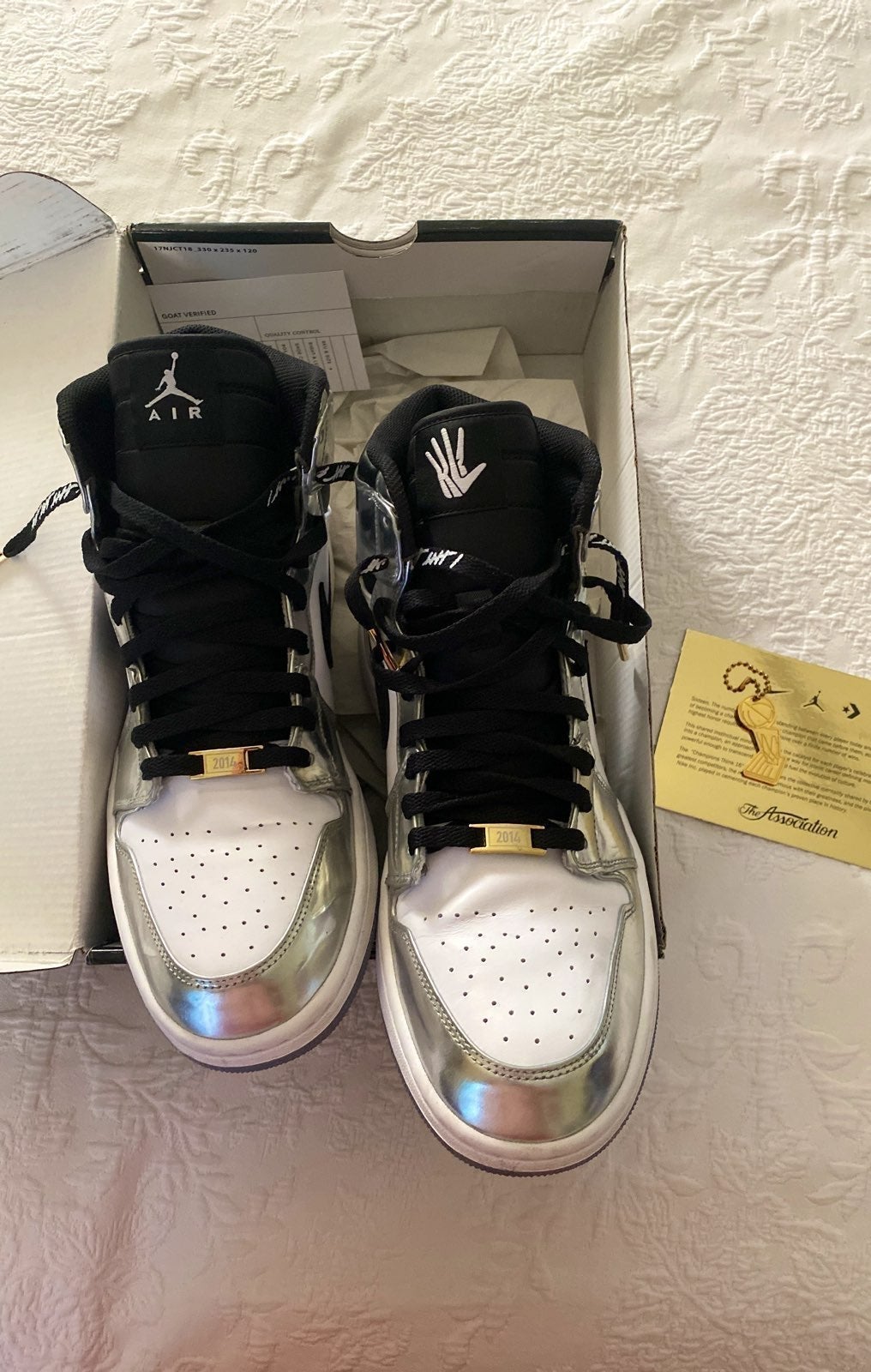 Jordan 1 PASS THE TORCH