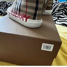 Burberry kids shoes