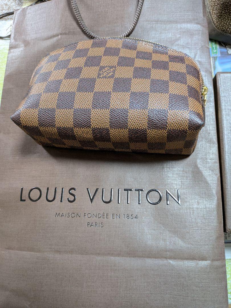 Louis Vuitton Damier Pouch