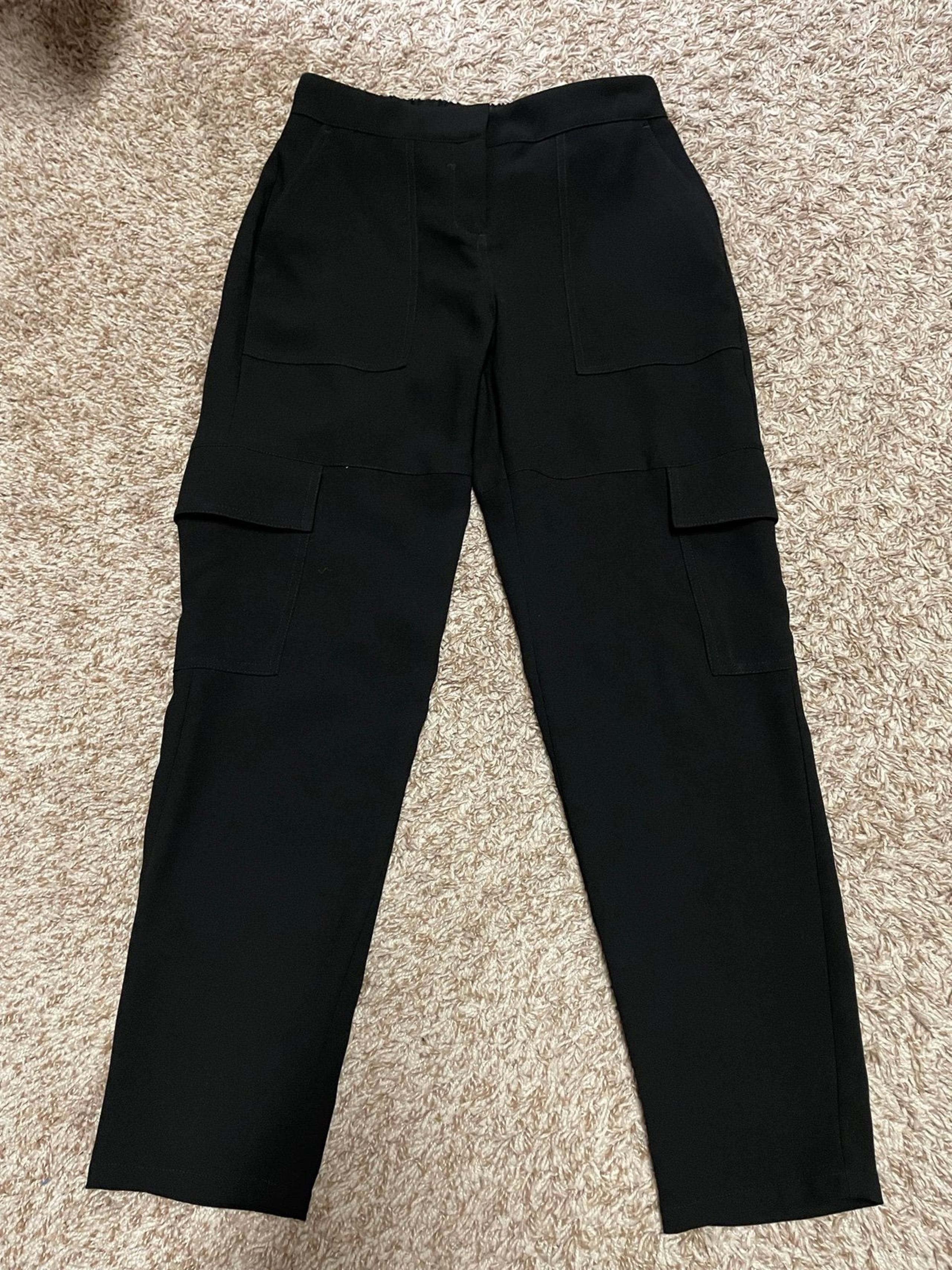 NWOT Express Womens Black Ankle Mid Rise Utility Cargo Pants Sz XS