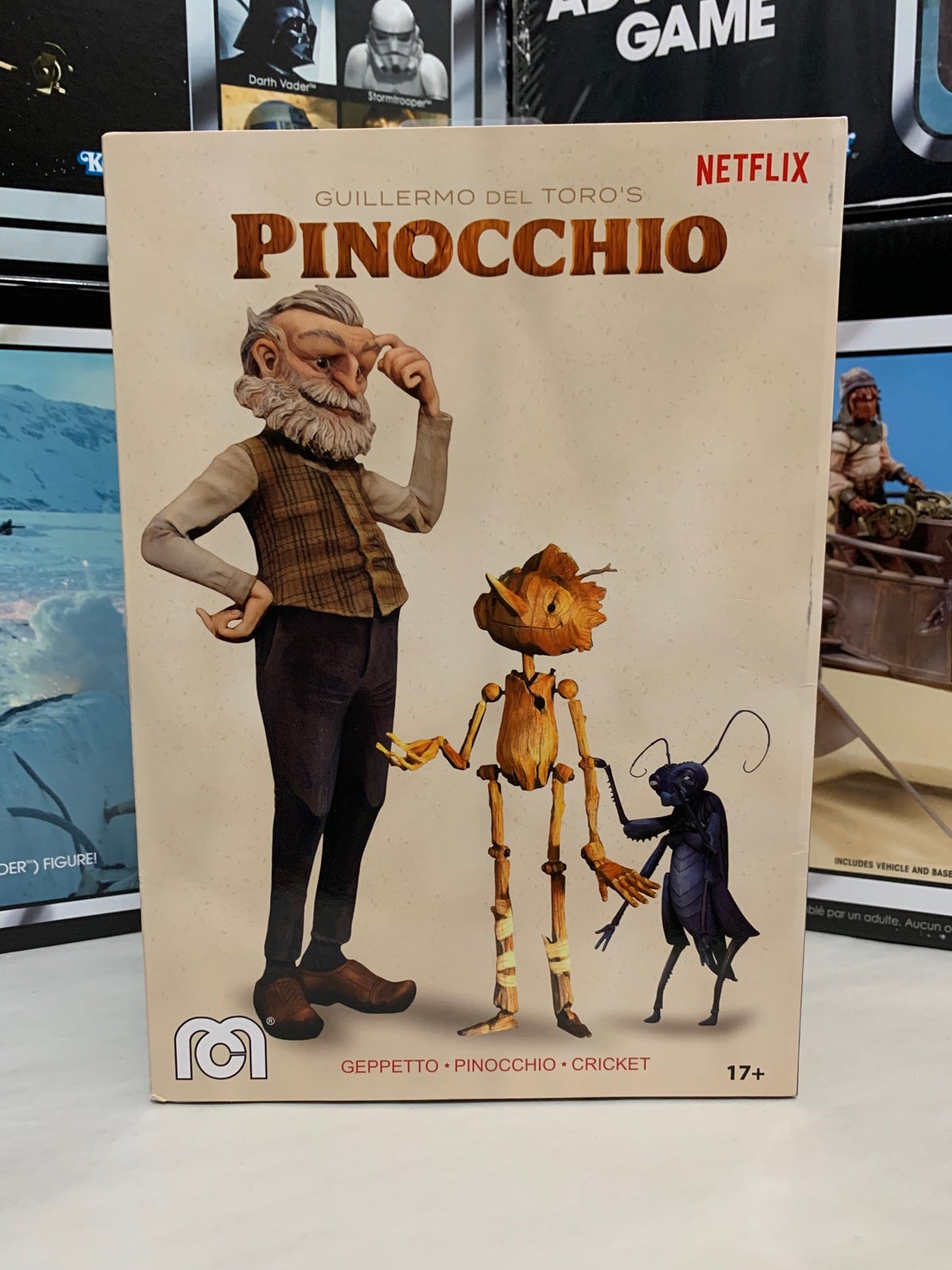 Netflix hotsell MEGO Pinocchio Del Toros Action Figure Set Geppetto Cricket New