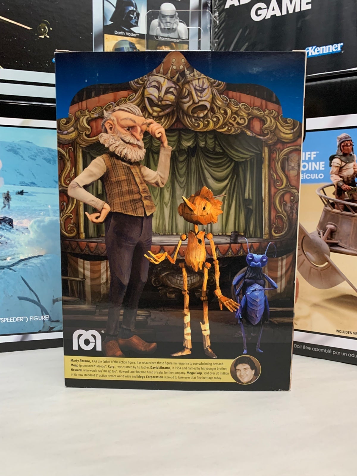 Netflix hotsell MEGO Pinocchio Del Toros Action Figure Set Geppetto Cricket New