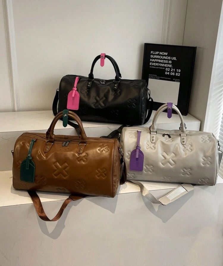 Stylish duffle bags - detail